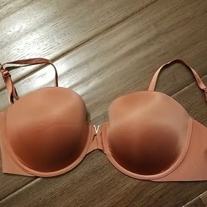 Uplift Strapless Bra
By Victoria's Secret